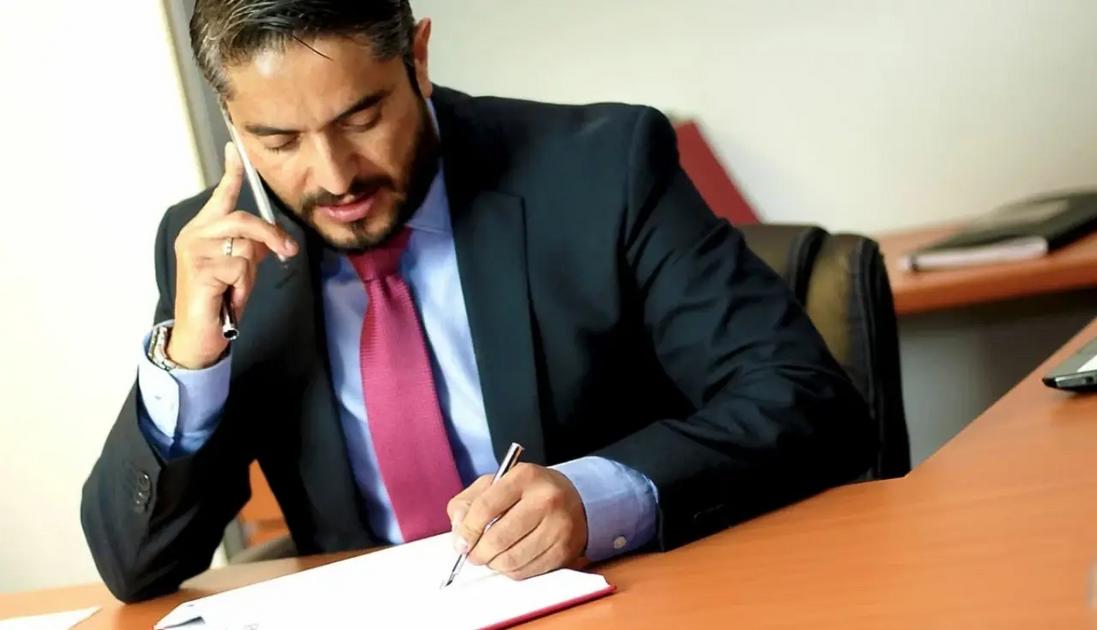 o que significa leilao sfi da caixa
